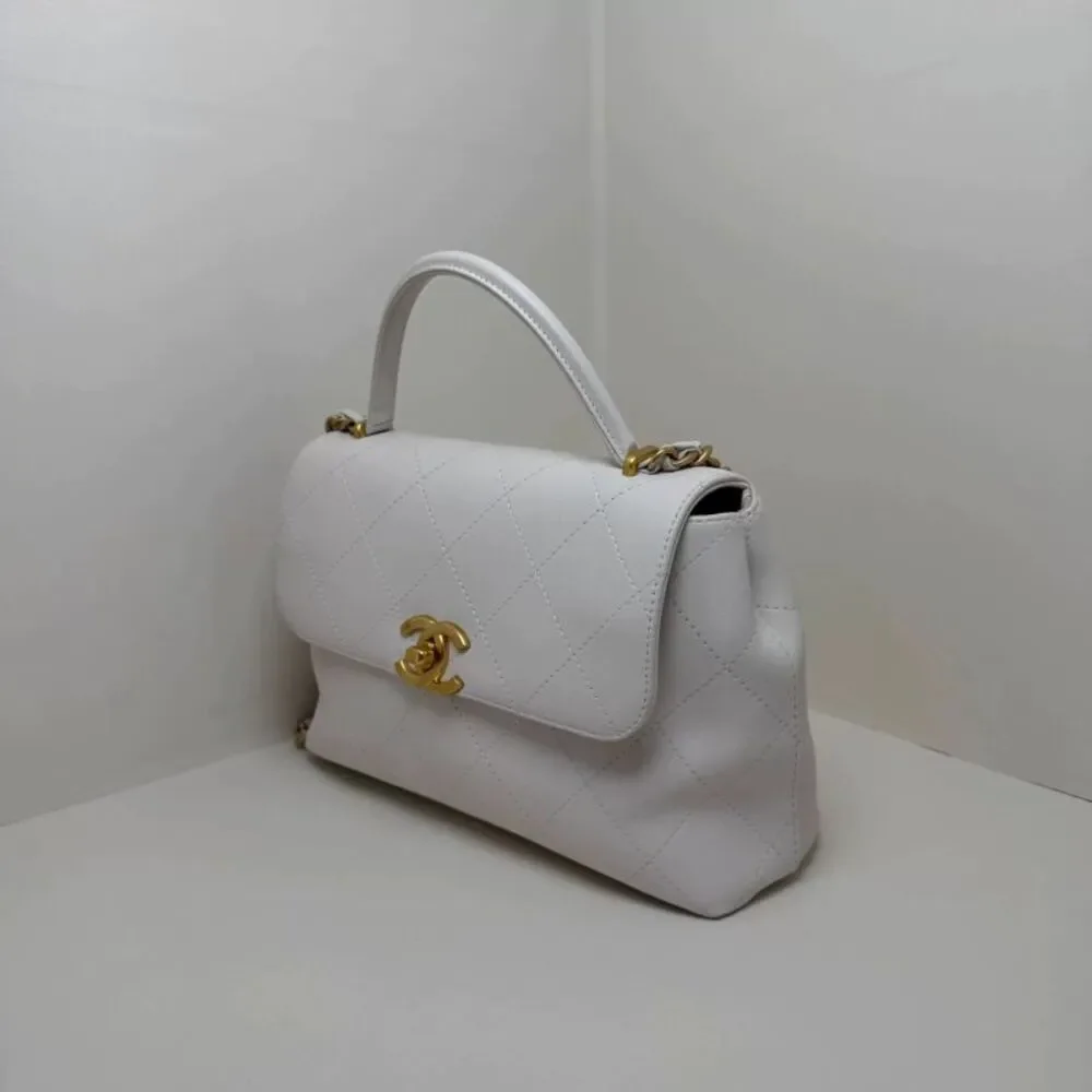 CHANEL brand color